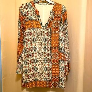 Mini dress. Size small. Can be worn with flats, heels and boots. Love this!